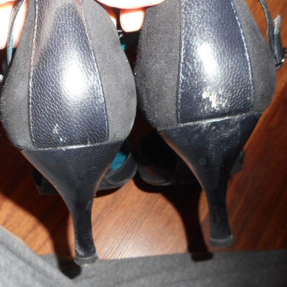 SOLD! Vintage Black leather T-strap pumps, 8 - Picture 8 of 8